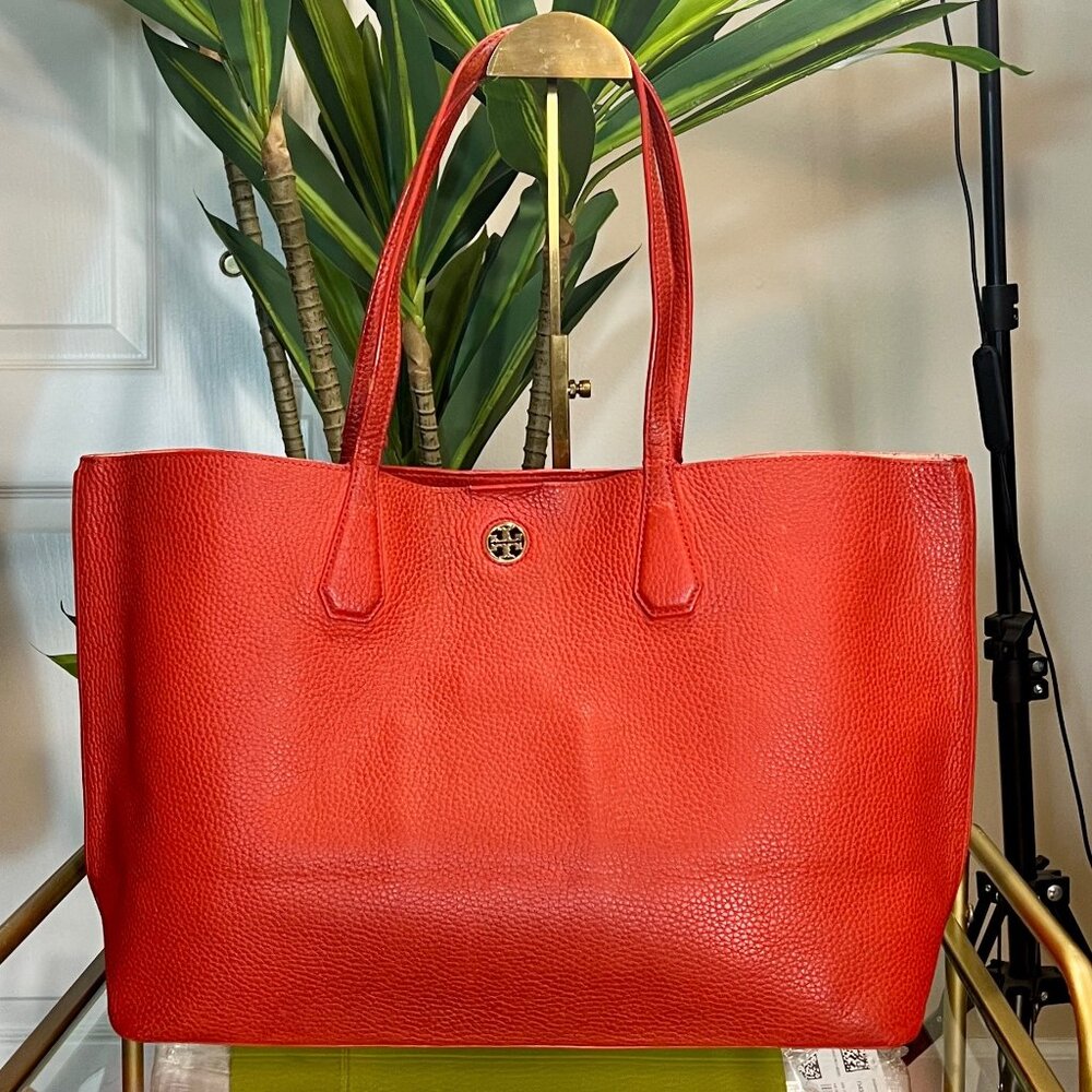 Authentic Tory Burch Orangish Red Robinson Shoulder Bag